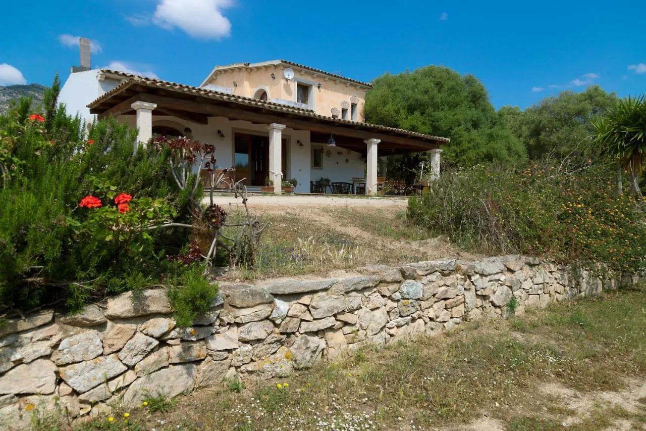 Bed & Breakfast Antica Caresi B&B Olbia Italia