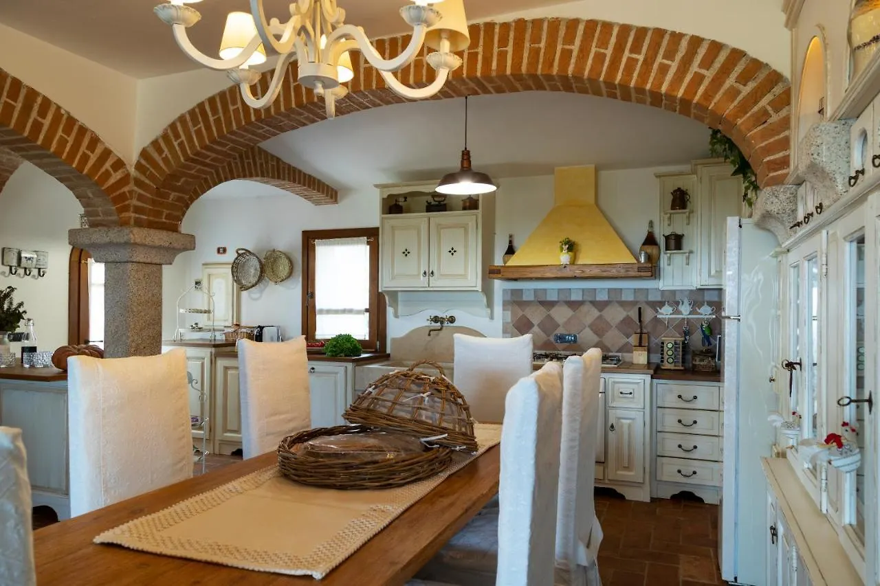Antica Caresi B&B Olbia 0*,  Italien