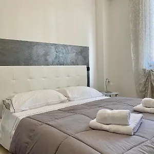 https://residence-la-lucciola.it-lombardy.com
